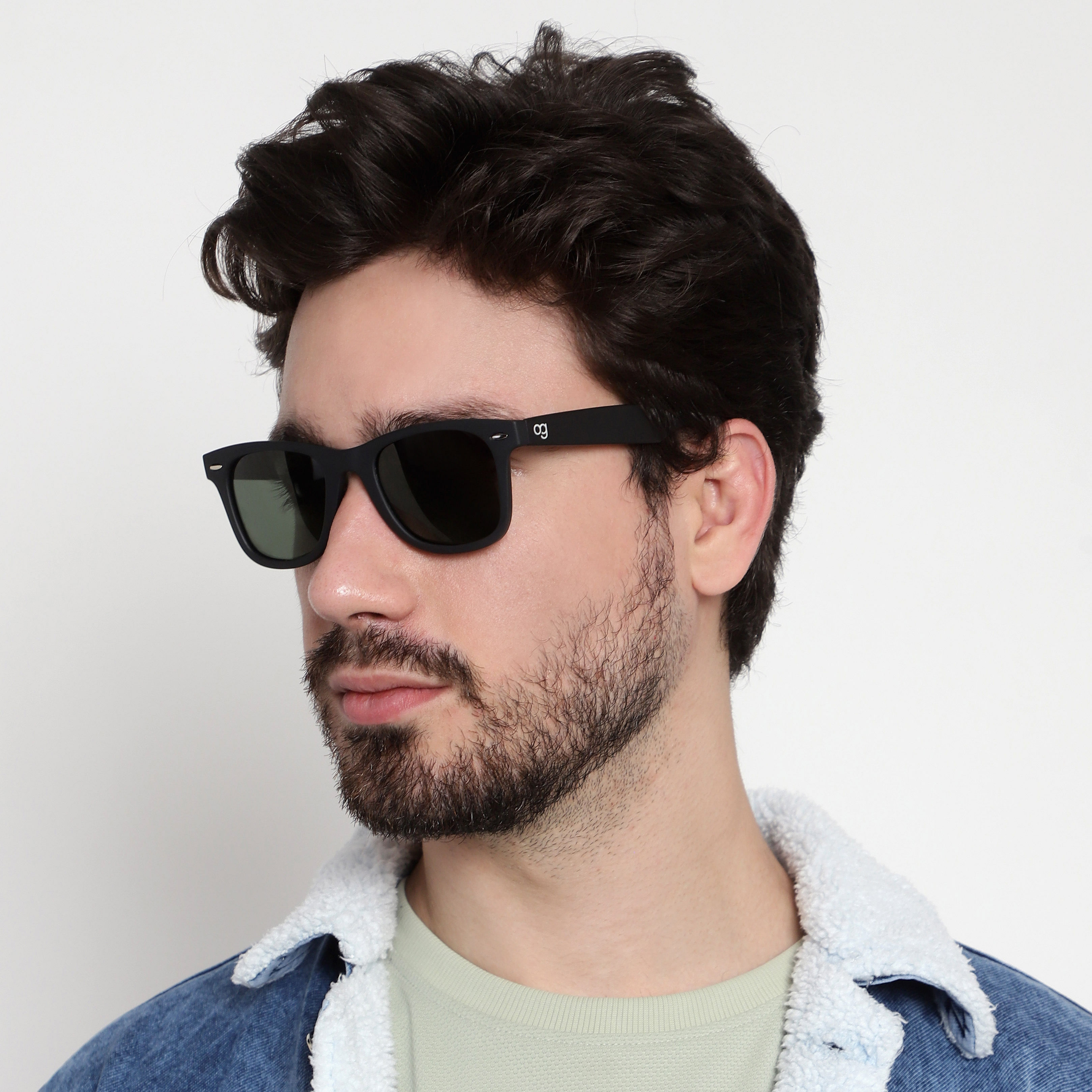 Buy Ray-Ban Wayfarer Folding Sunglasses Online.