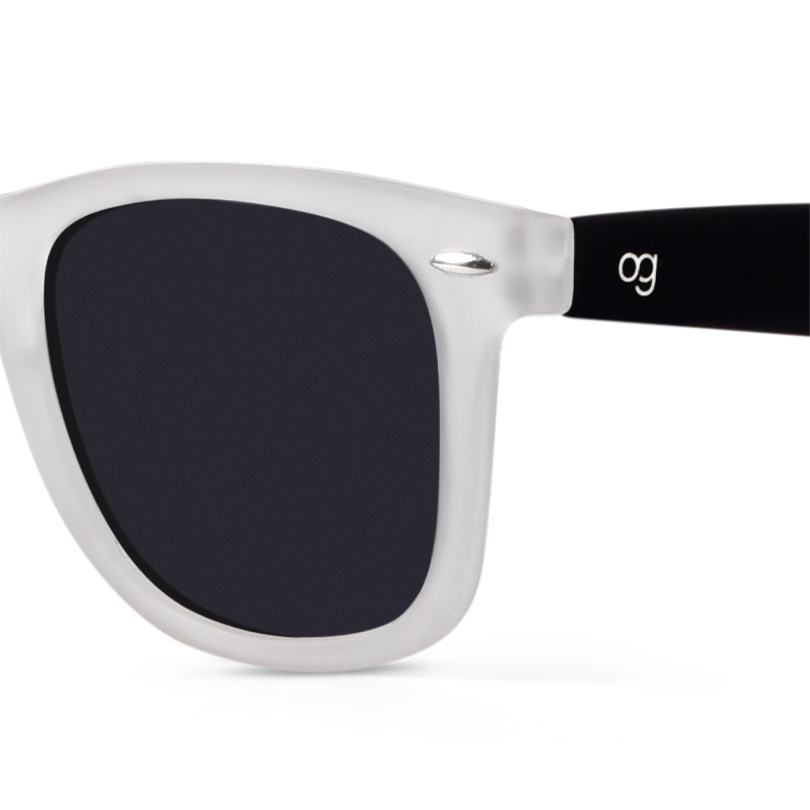 White and black wayfarer sunglasses outlet